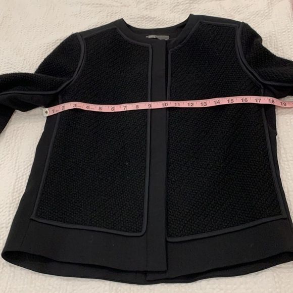 Vince wool jacket with buttoned front size 4 - Picture 15 of 16